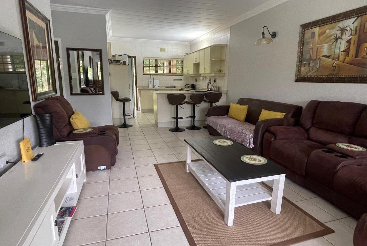 Eden Wilds 72 Apartment Port Edward Bagian luar foto