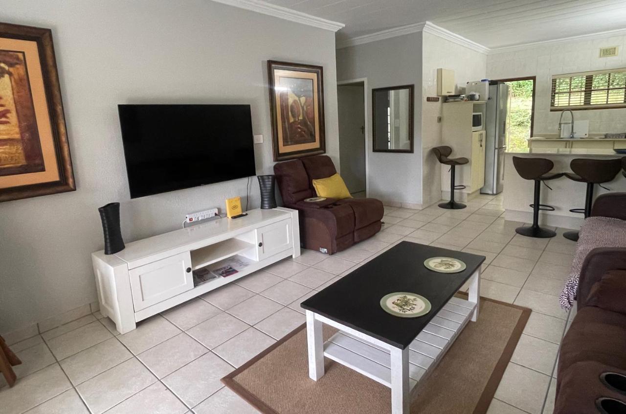 Eden Wilds 72 Apartment Port Edward Bagian luar foto
